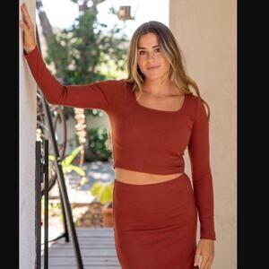 Sozy Penny Chic Red Ribbed Long Sleeve Crop Shirt Size M